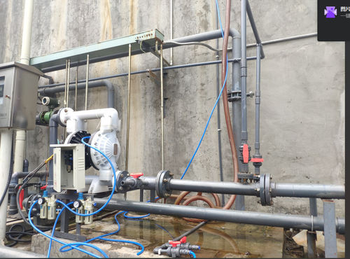 Pompes à diaphragme Rudi à air pour applications de traitement des eaux usées